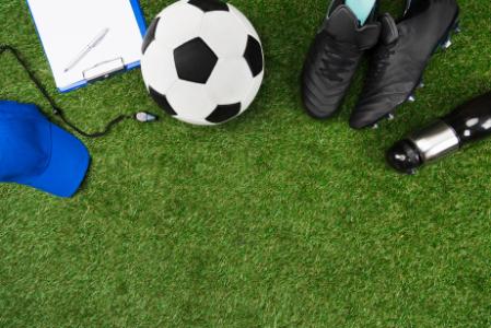 How to Choose the Right Football Accessories in Malaysia with Ezysports